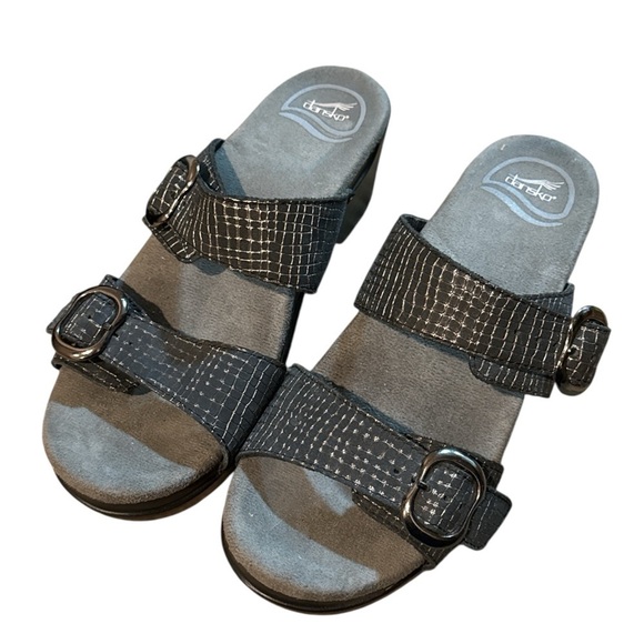 WUC - Dansko Sophie Snadals Black/Pewter - Size 6.5-7 - Picture 2 of 6